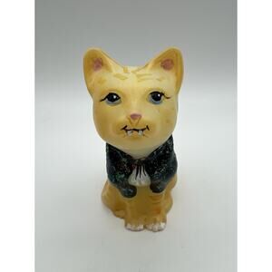 Fenton Custard Glass Halloween Cat Figurine 3.5” Hand Painted Vampire Dracula